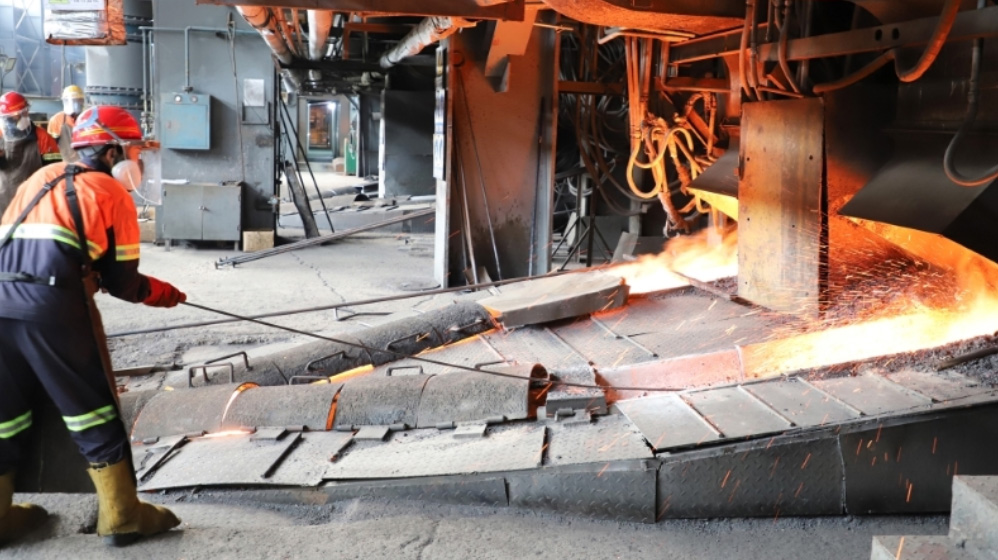 El equipo femenino de fundición de cobre de la generación Z de Zijin Copper