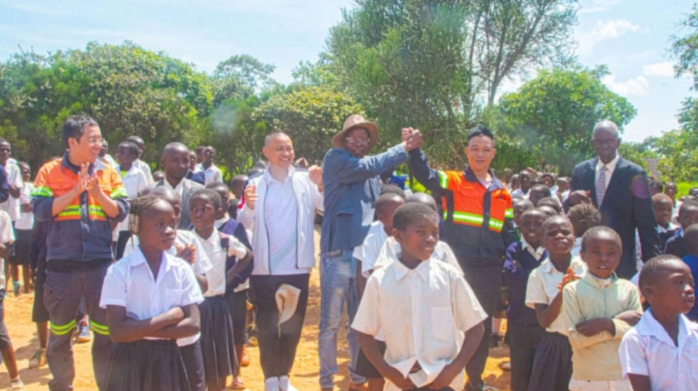 CARRILU de Zijin inaugura un edificio escolar para las comunidades en las que opera en la República Democrática del Congo