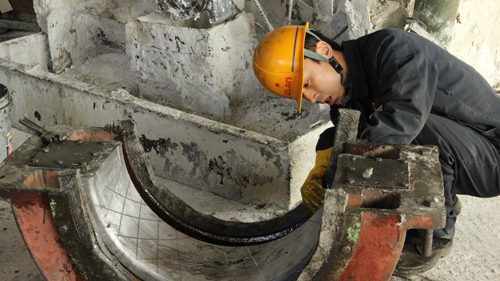 雪域高原上的钉子户