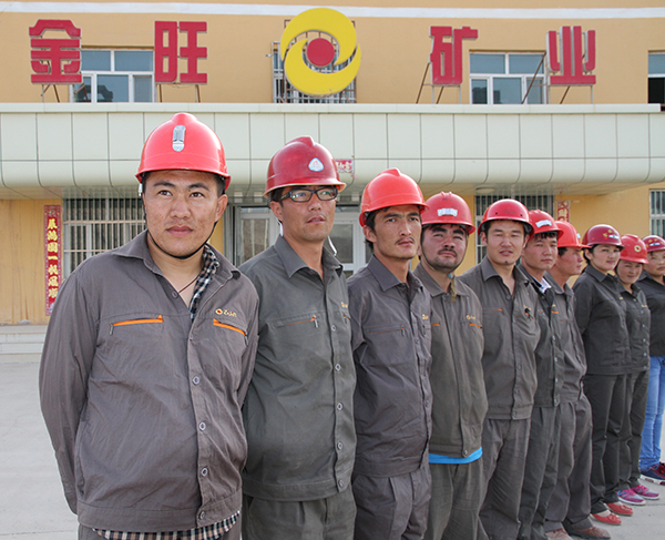 紫金矿业在各地项目推行“用工本土化”，为驻地带来了大量就业机会