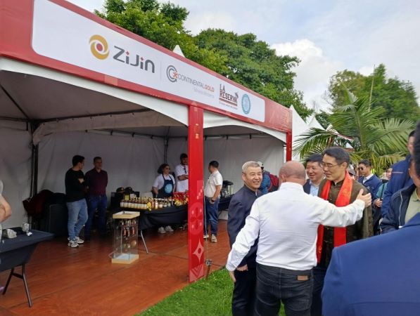 Continental Gold participa en la celebración del Año Nuevo Chino en Bogotá y presenta prácticas de minería verde y desarrollo comunitario